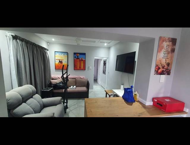 4 BEDROOM HOUSE FOR SALE IN WAVECREST